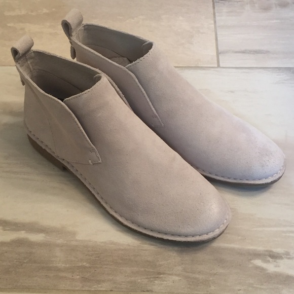 Dolce Vita Shoes - Dolce Vita Gray Suede Boots